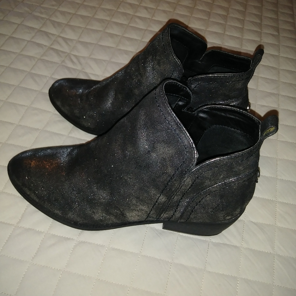 Guess black and silver brushed booties